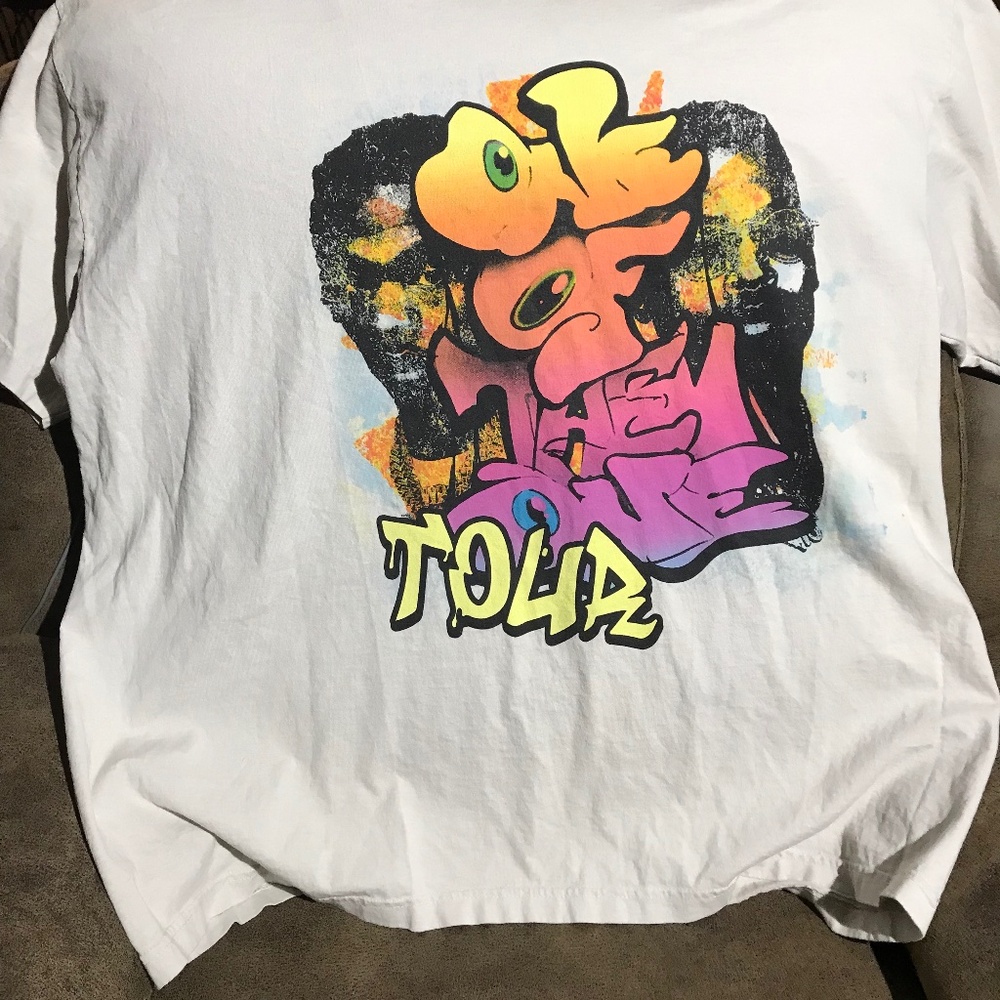 One of Them Ones 2022 Official Tour Shirt: Lil Baby X Chris Brown